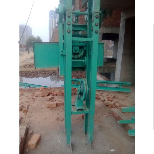 Building Material Lifting Machine